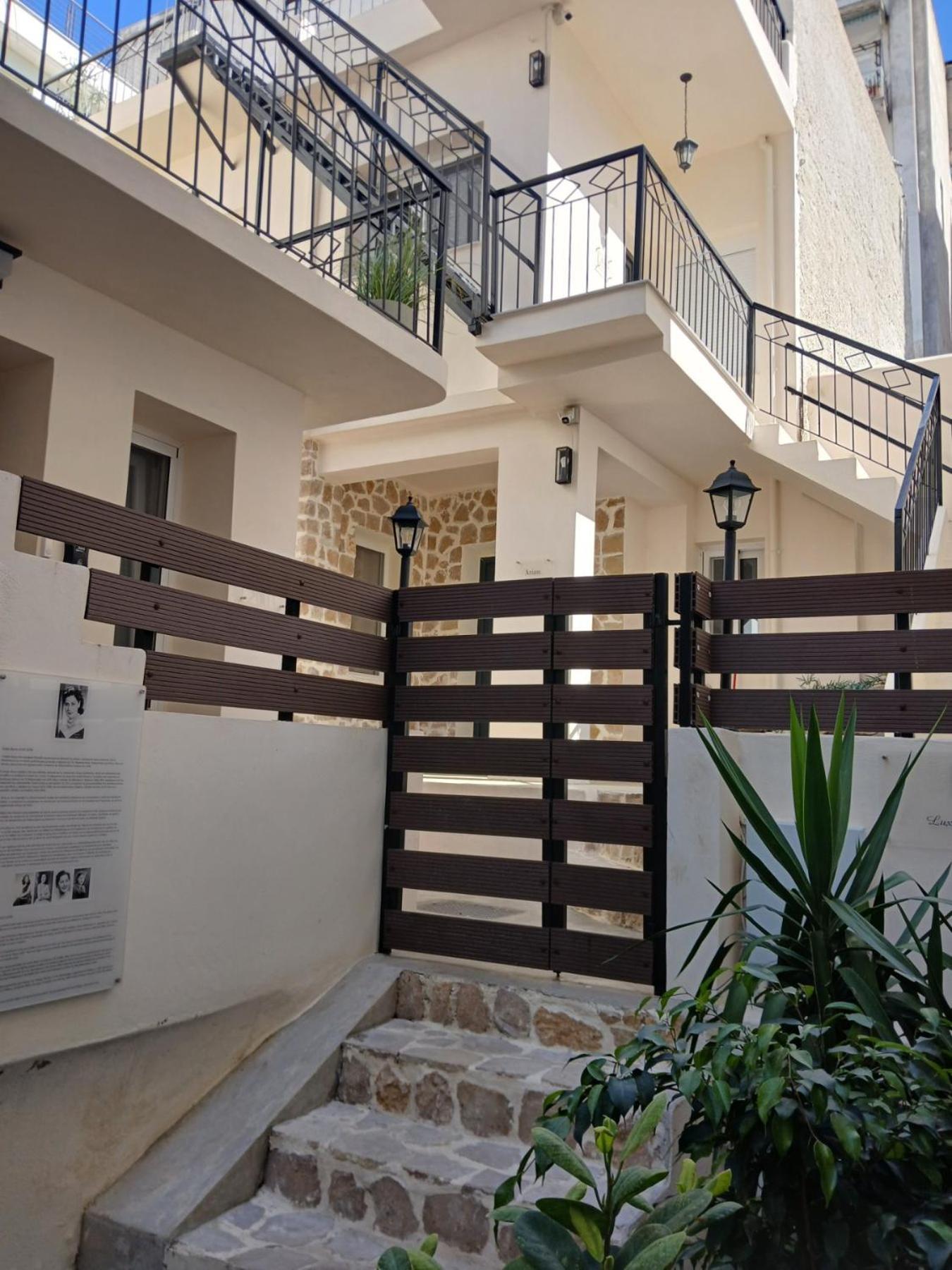 Lb Luxury Apartments Volos Exteriér fotografie